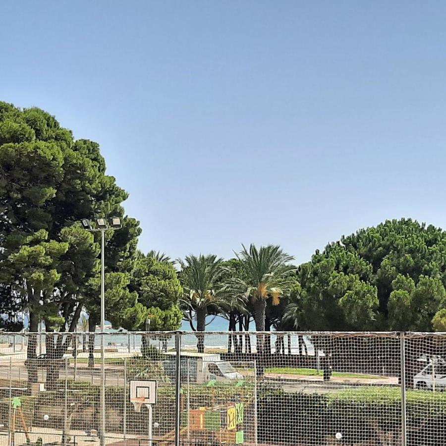 Апартаменти Cambrils 1ª Linea Playa Екстер'єр фото